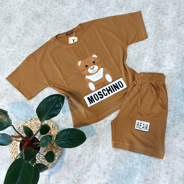 ست کراپ و شورتک شخصیت MOSCHINO